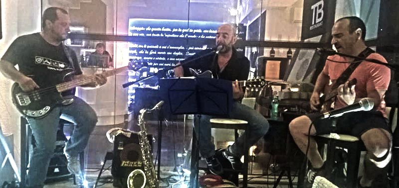 In Giro per Canzoni Chronology Acoustic Trio-September in tuili 2019
